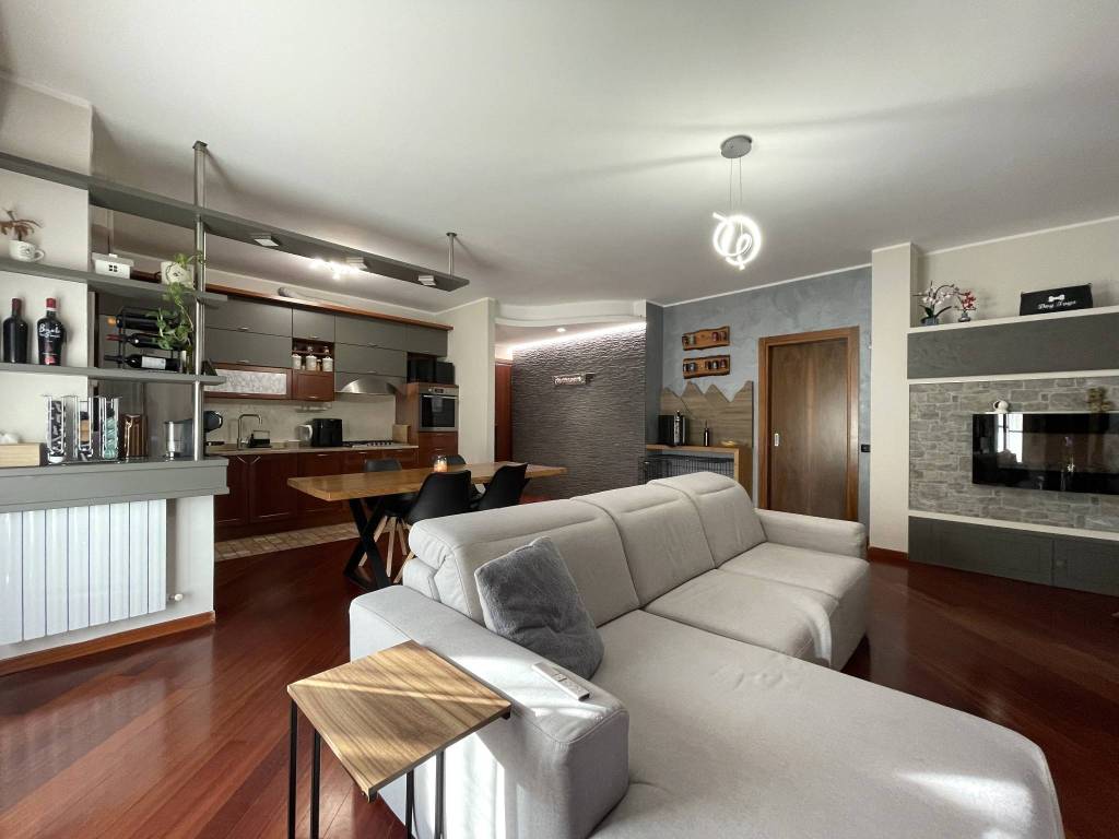 Appartamento a Nembro in Via Gioacchino Rossini - Foto 2