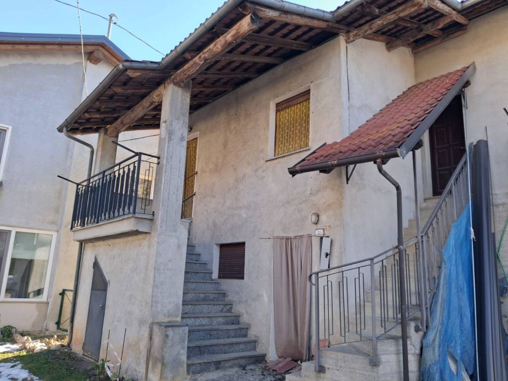 Appartamento a Roccasparvera in Via Golonera, 29 - Foto 4
