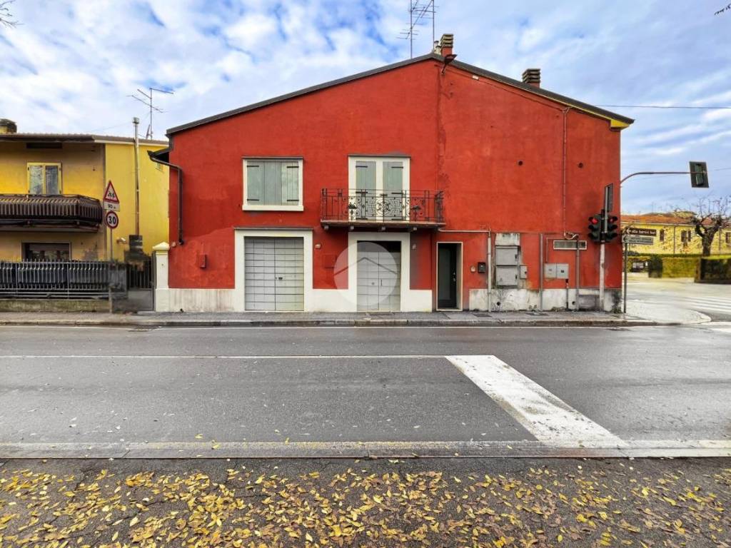 Casa indipendente a Verona in Via Dorigo Luigi, 4 - Foto 2
