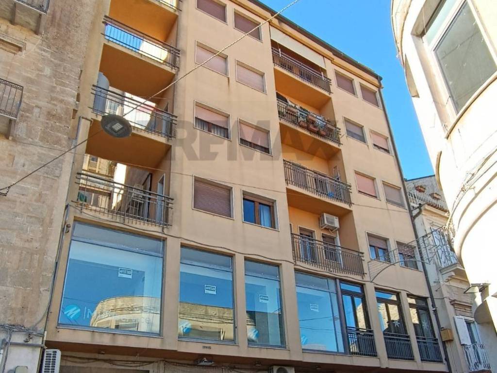 Immobile a Enna in Via Roma, 255 - Foto 2