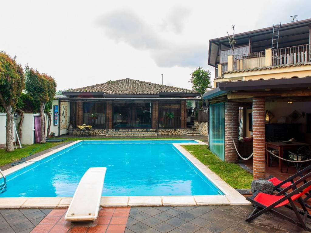 Villa a Acireale in via tolmezzo, 22 - Foto 2