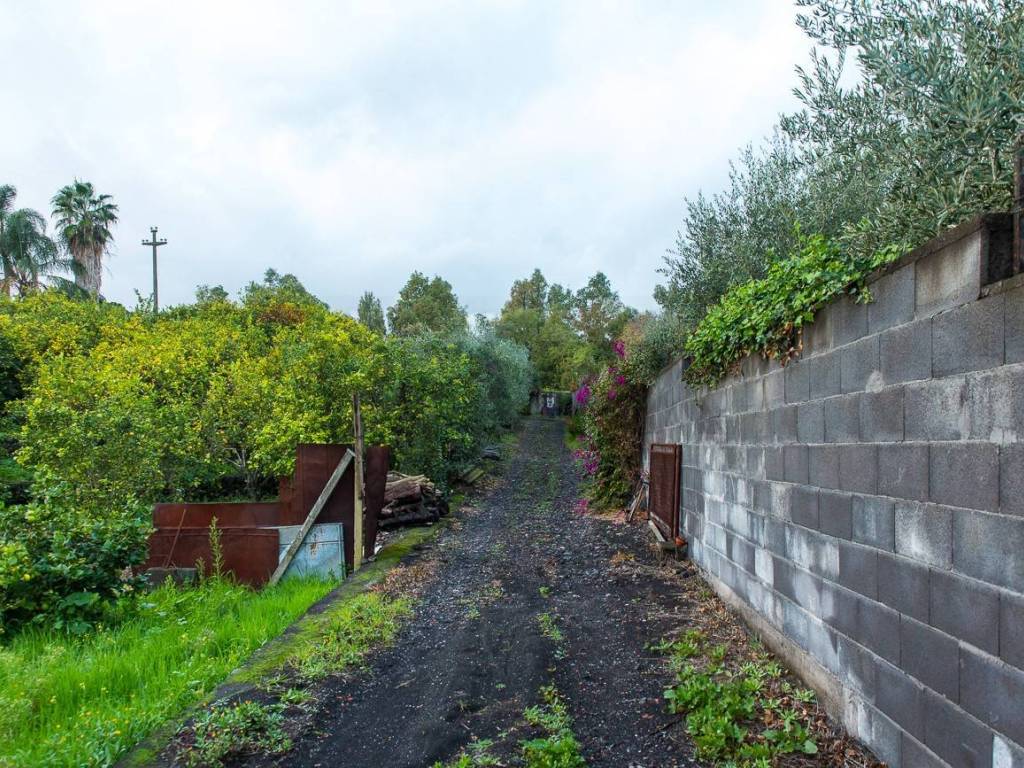 Terreno a Santa venerina in Via Caramma - Foto 2