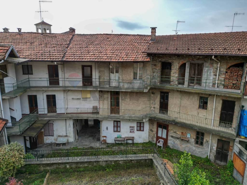Rustico / casale a Miasino in via Angelo Sappa Marietti, 6 - Foto 2