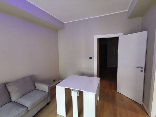 Appartamento a Catanzaro in Via Melchiorre Jannelli - Foto 4