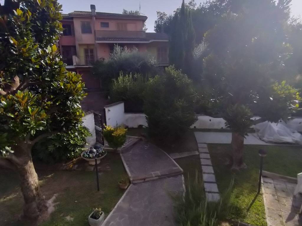 Appartamento a Marino in VIA PRATO DELLA CORTE - Foto 4