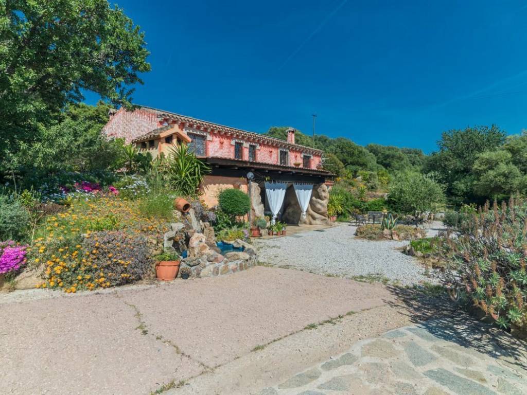 Casa indipendente a Arzachena - Foto 2