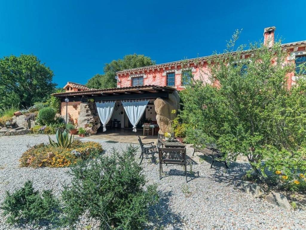 Casa indipendente a Arzachena - Foto 3