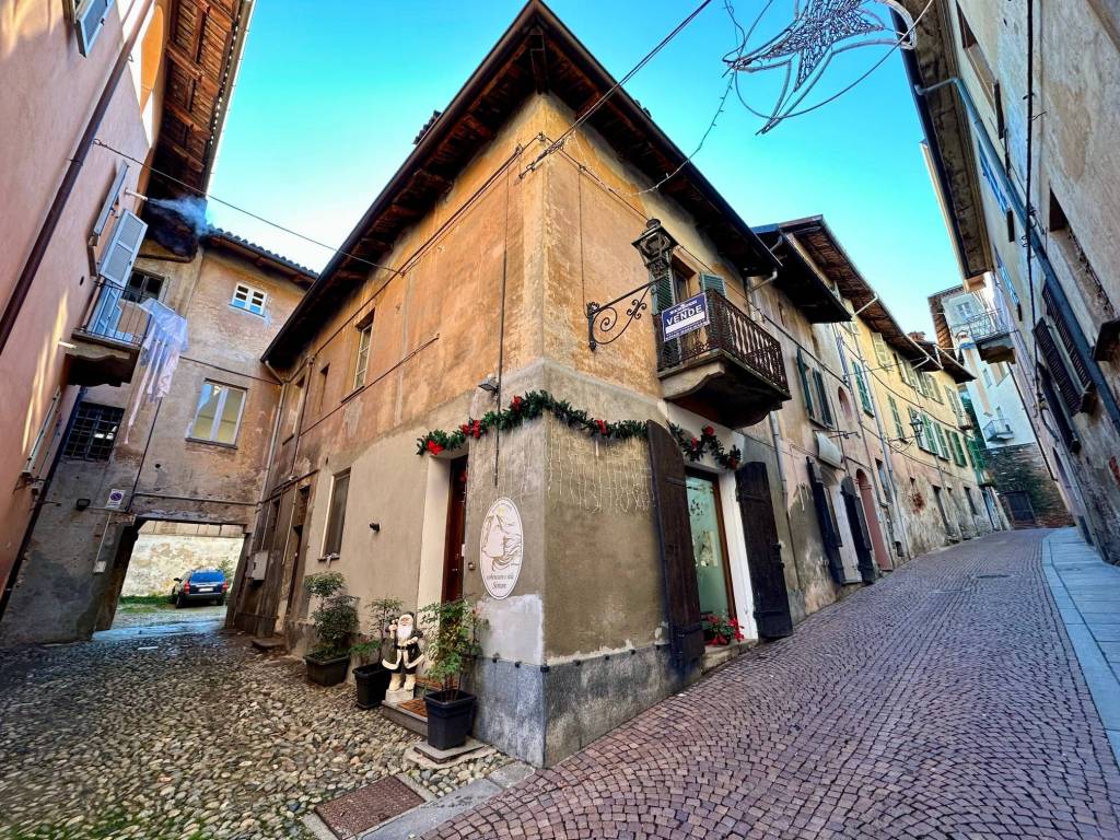 Appartamento a Saluzzo in Via Palazzo di Città, 53 - Foto 4