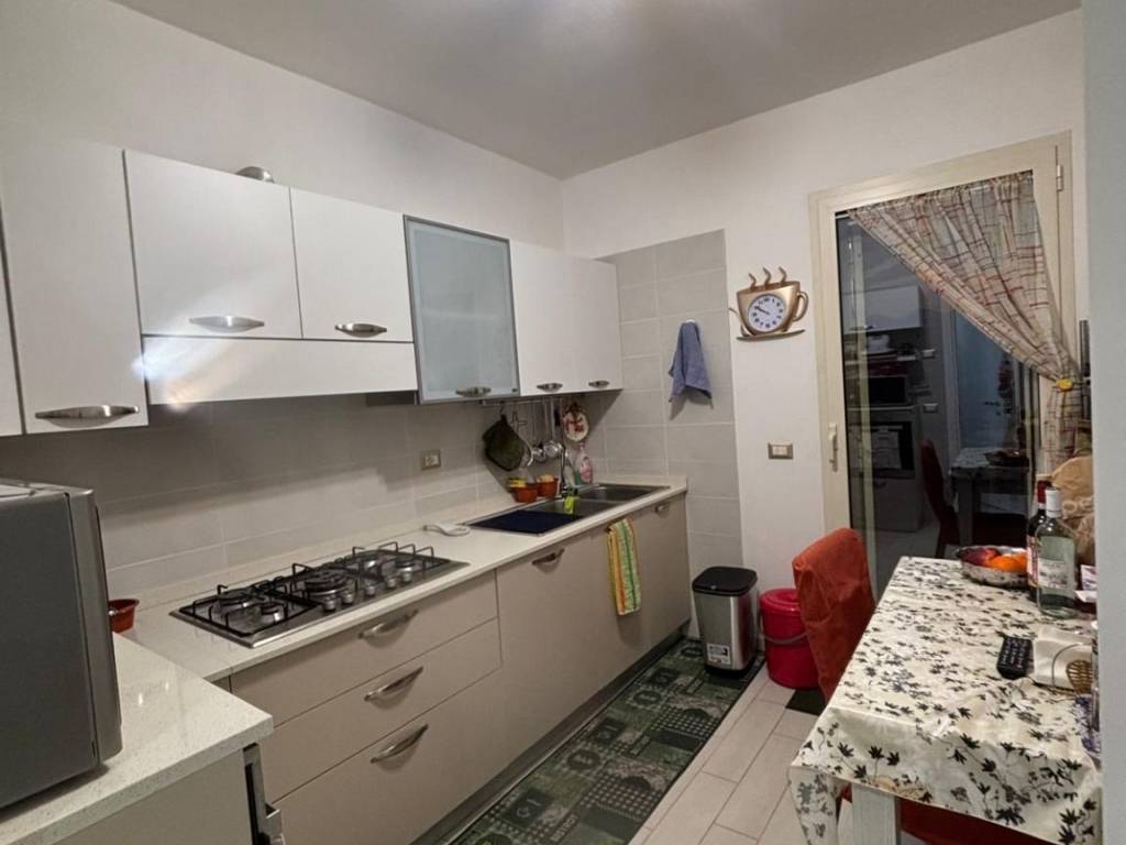 Appartamento a Livorno in Via di Levante - Foto 3