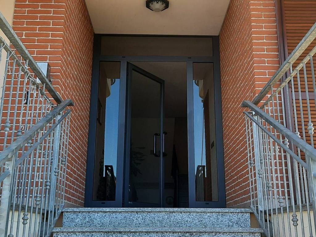 Appartamento a Poirino in Via Salvo D'Acquisto, 38 - Foto 2