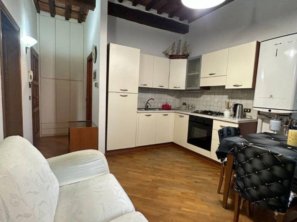 Appartamento a Pietrasanta in Via Giuseppe Garibaldi, 53 - Foto 3
