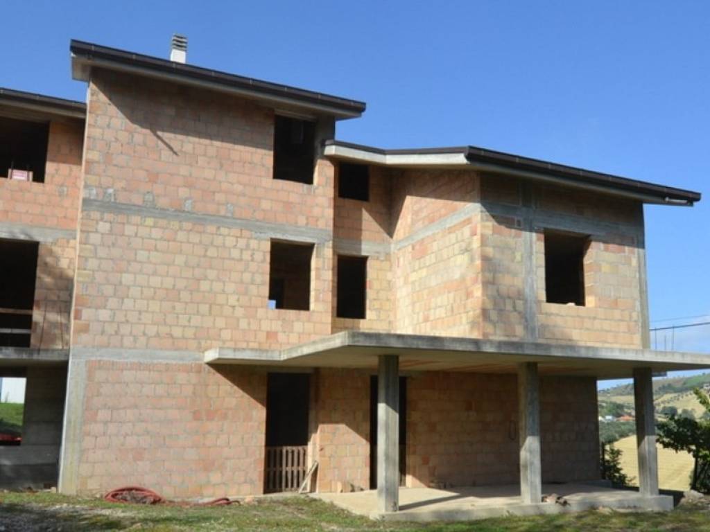 Casa indipendente a Tortoreto in frazione Cavatassi - Foto 3