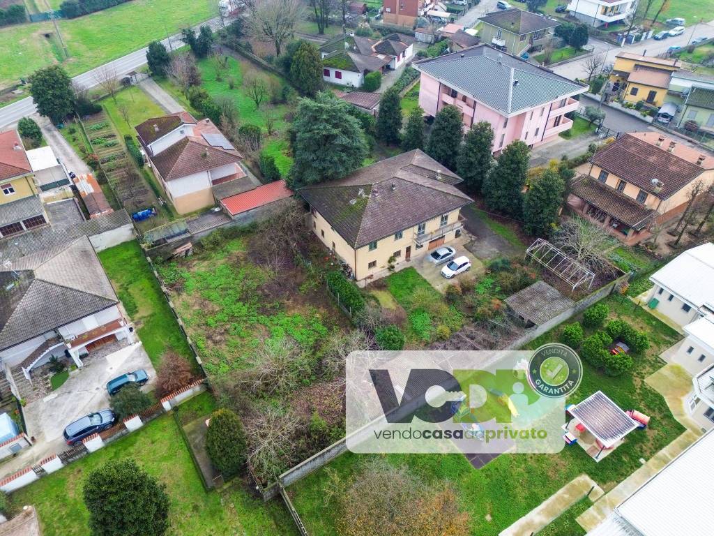 Villa a Castelverde in Via Bergamo, 97 - Foto 2
