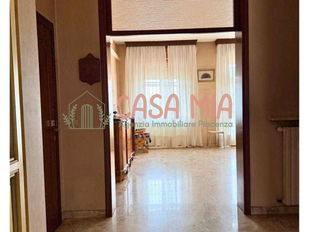 Appartamento a Piacenza in Via Feliziani - Foto 4