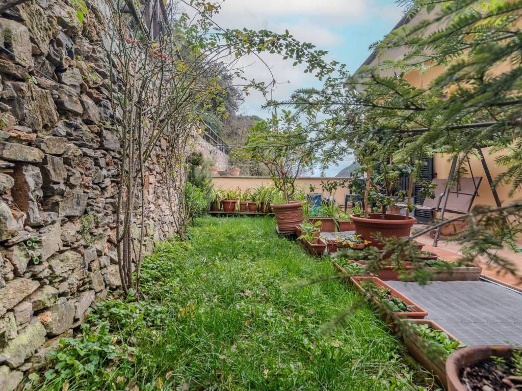 Appartamento a Finale ligure in Via Calice, 20 - Foto 5