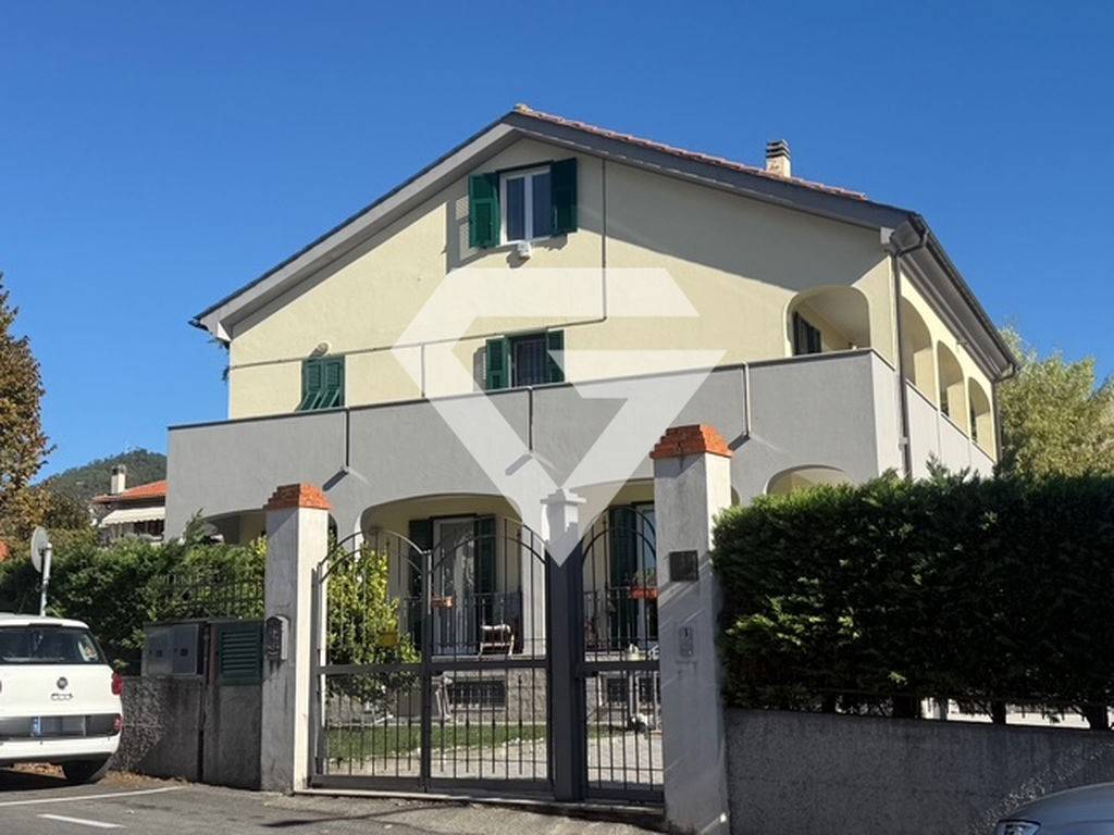 Villa a Loano in Via degli Alpini - Foto 3