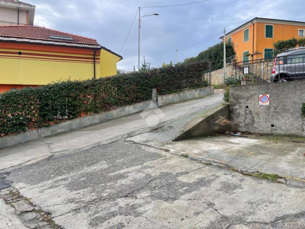 Box / garage a Imperia in V. Sant'Agata, 154 - Foto 4