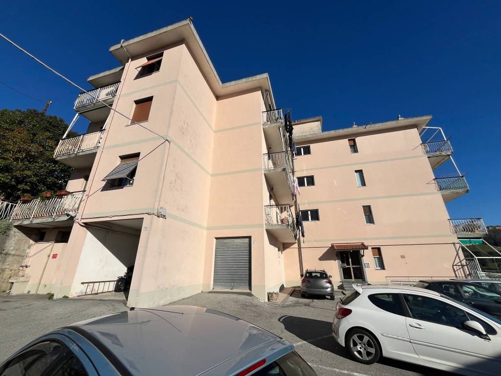 Appartamento a Campomorone in Via al Bricco, 6 - Foto 2