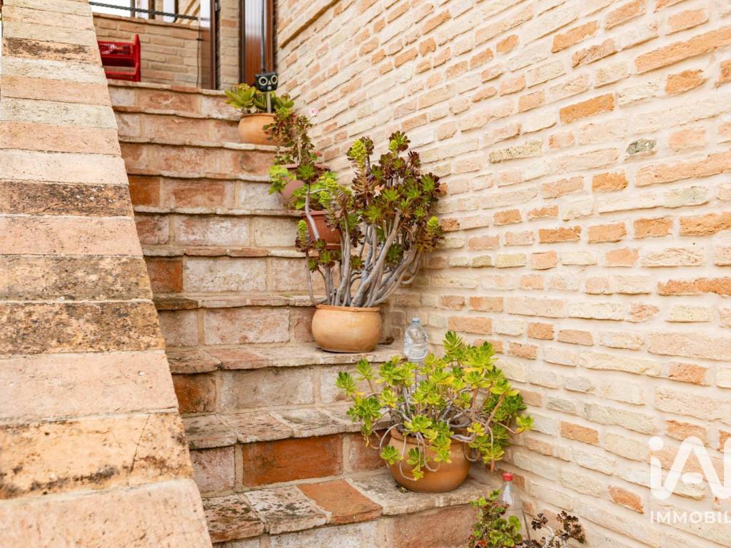 Villa a Osimo in Via Striscioni, 19 - Foto 5