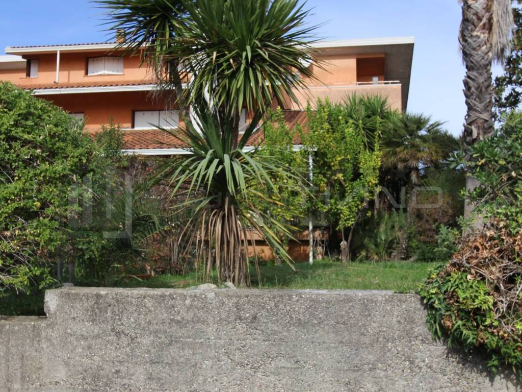 Villa a Rende in VIA AMEDEO MODIGLIANI, 12 - Foto 4