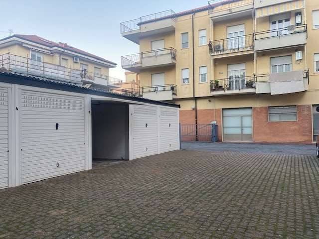 Box / garage a Albenga in via togliatti - Foto 2