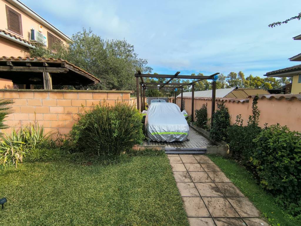 Villa a Ladispoli in Via Praga - Foto 4