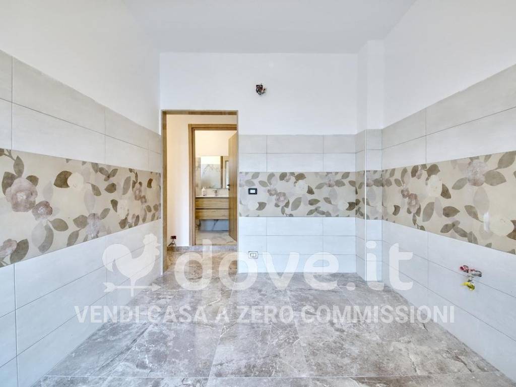 Appartamento a Latiano in Via Piemonte, 68 - Foto 3