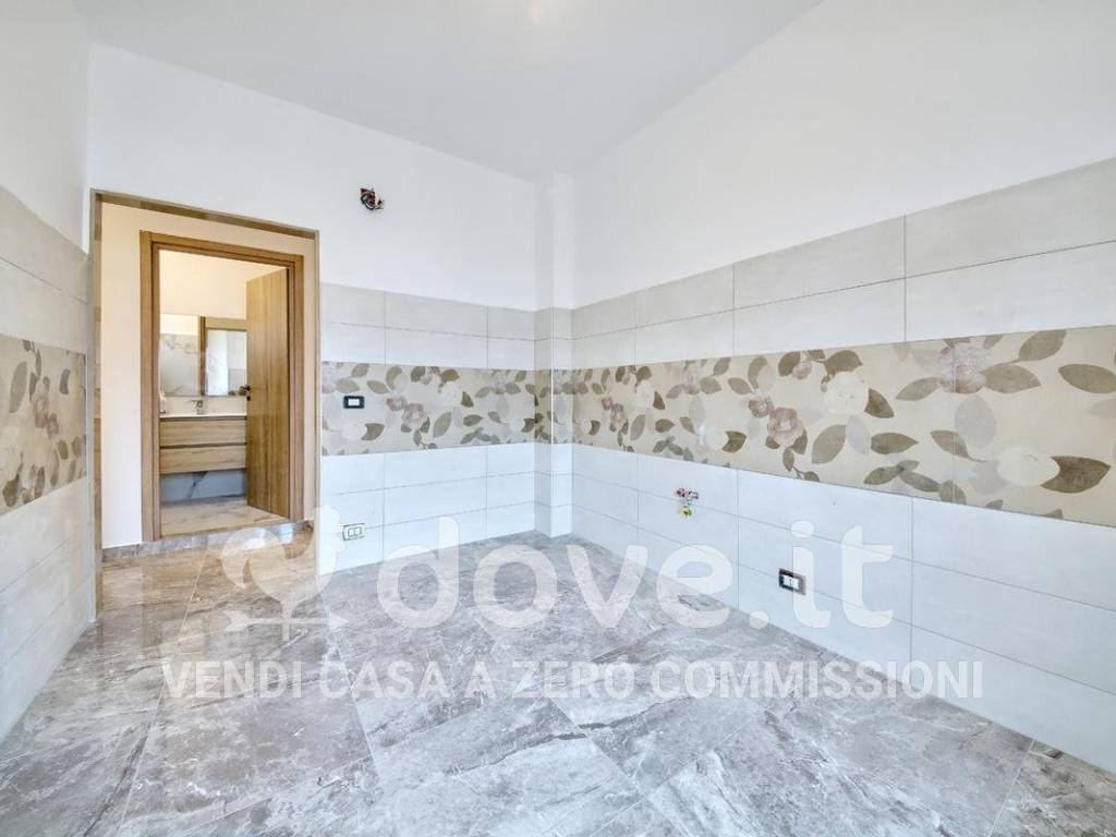 Appartamento a Latiano in Via Piemonte, 68 - Foto 5