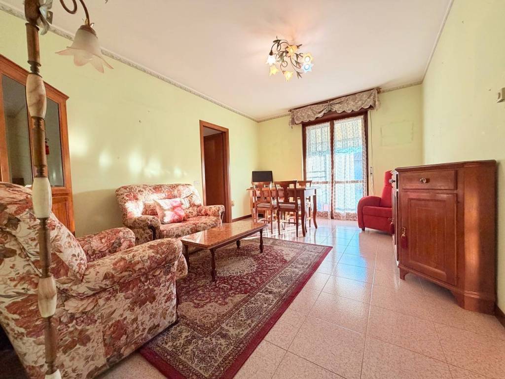 Appartamento a Sirmione in Via Einaudi - Foto 3