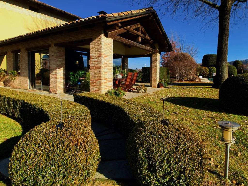Villa a Costigliole d'asti in Via Brigate Garibaldine, 20 - Foto 3