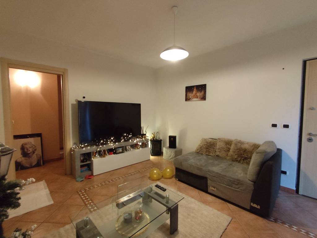 Appartamento a Rocchetta tanaro in Via Vittorio Veneto, 9 - Foto 5