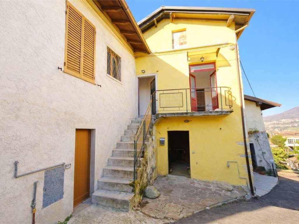 Casa indipendente a Gavirate in Via Garoni - Foto 2