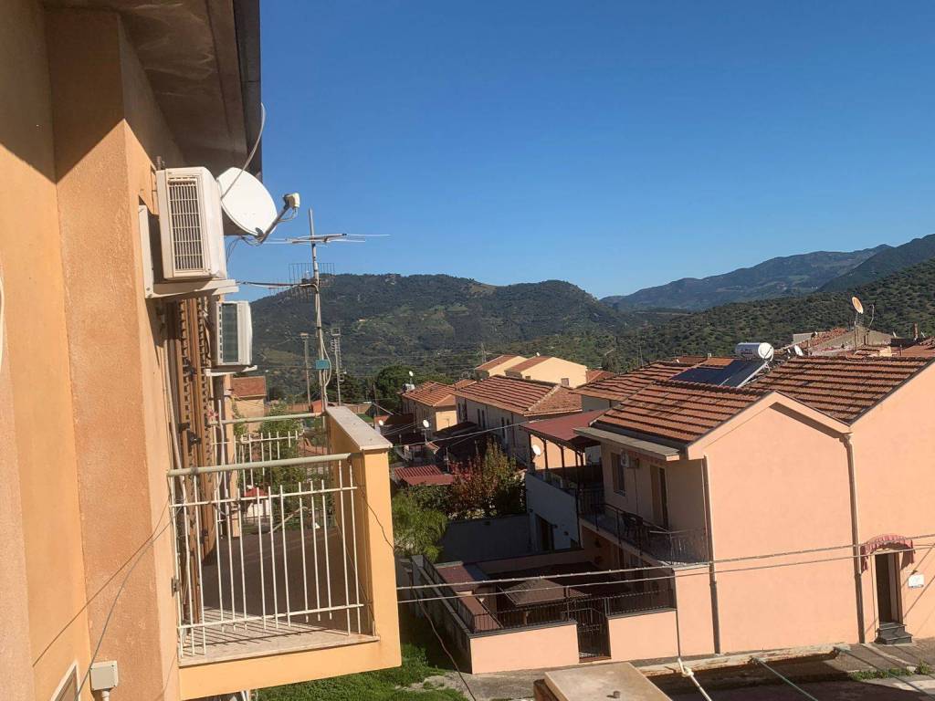 Appartamento a Castelbuono in Via Giuseppe Mazzini, 19 - Foto 2