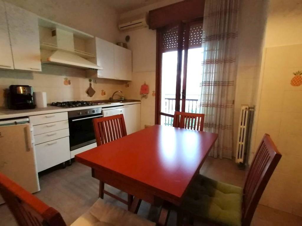 Appartamento a Jesi in Via Gioacchino Rossini - Foto 4