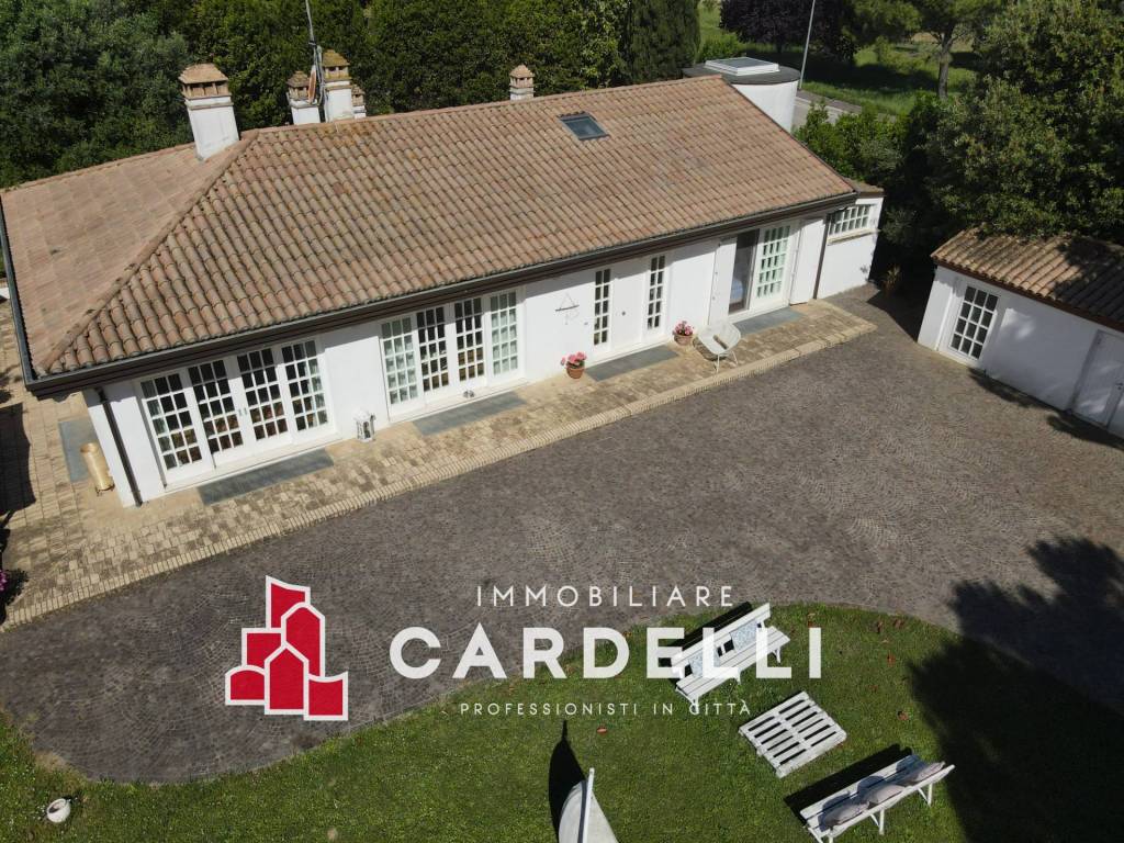 Villa a Civitanova marche in Via Crescimbeni - Foto 2