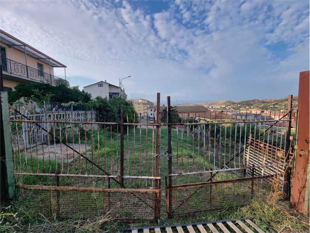 Terreno a Catanzaro in VIA ALFREDO CAPPELLINI - Foto 4