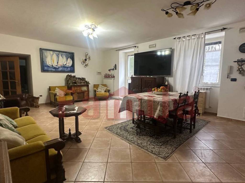 Appartamento a Sirignano in Piazza Principessa Rosa - Foto 2