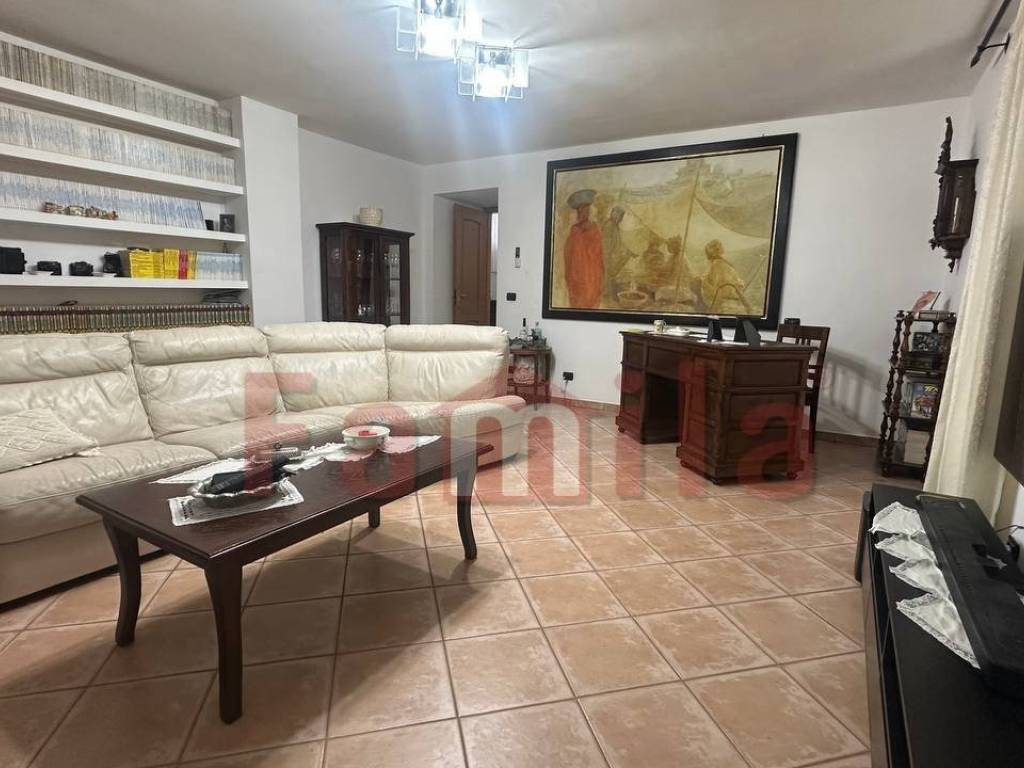 Appartamento a Sirignano in Piazza Principessa Rosa - Foto 5