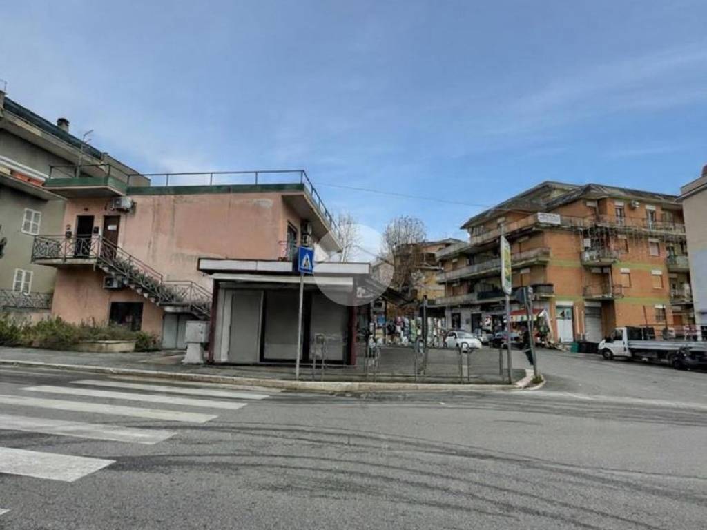 Immobile a Guidonia montecelio in Via Umberto Maddalena, 74 - Foto 3