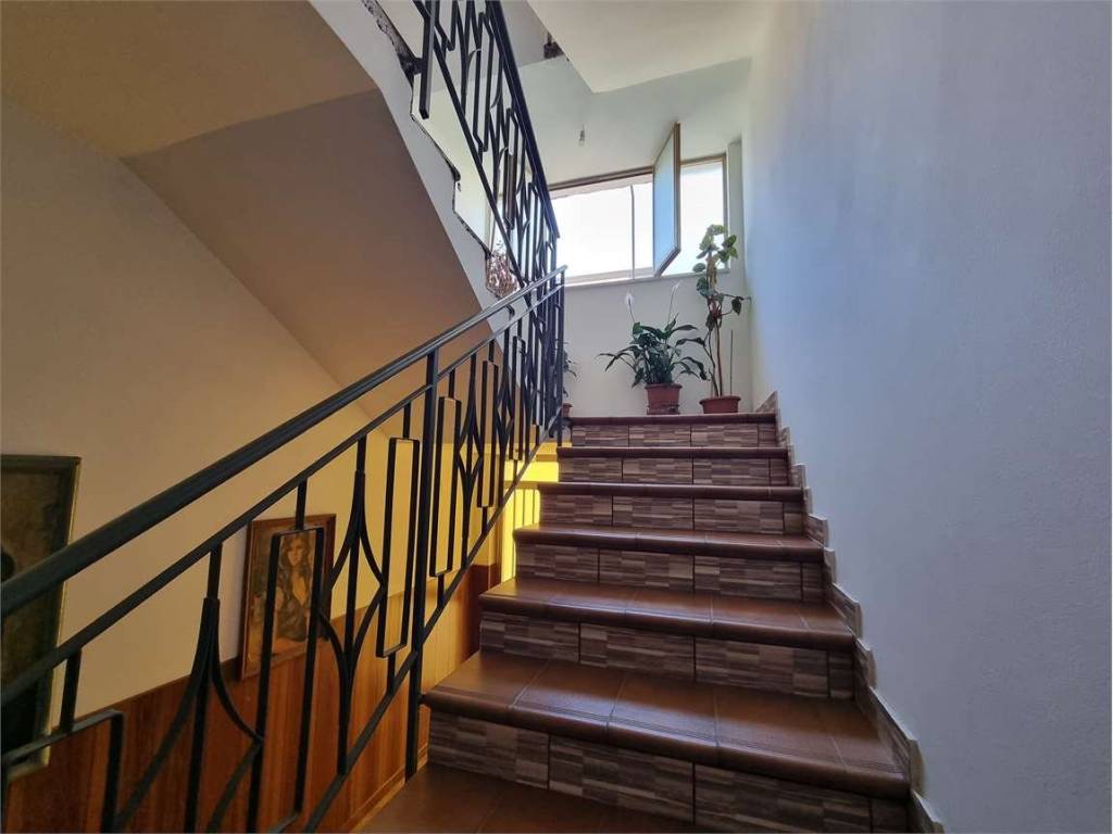 Appartamento a Chiaravalle centrale in VIA SANT'ANTONIO, 5 - Foto 2