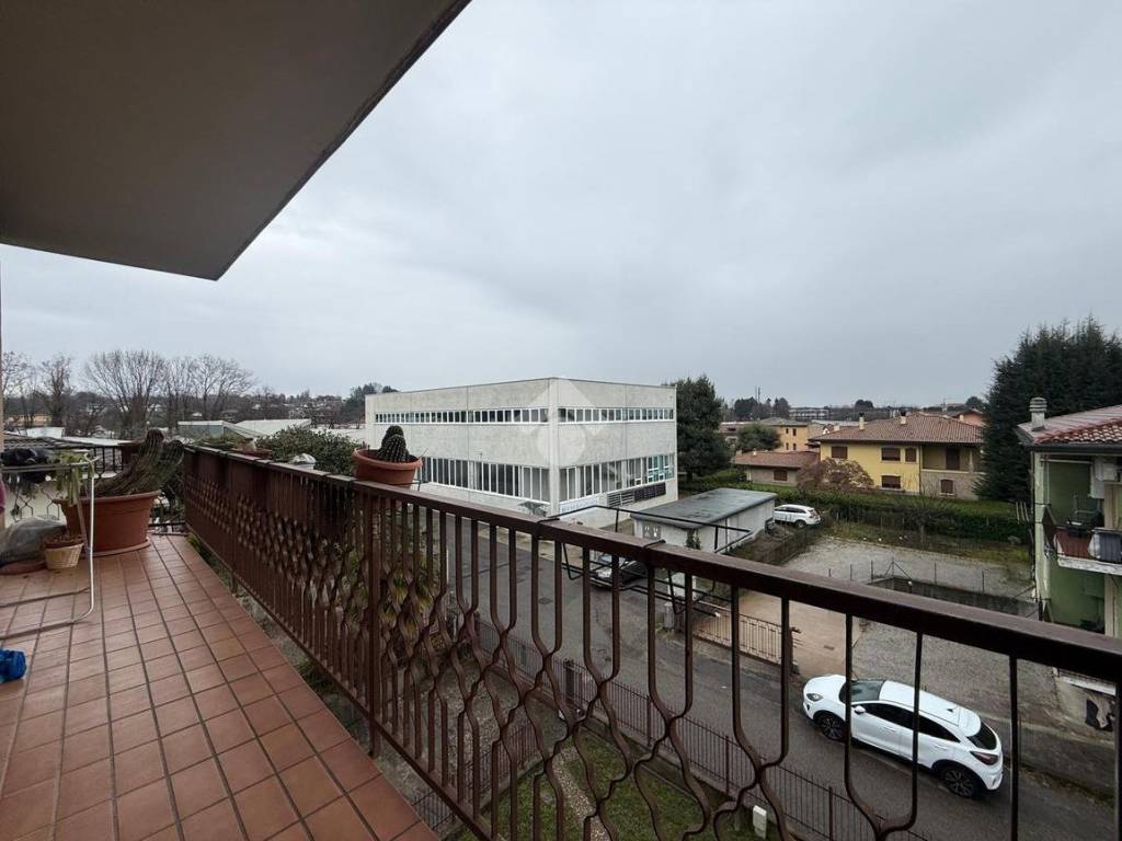 Appartamento a Cantù in Via Domea, 79 - Foto 5
