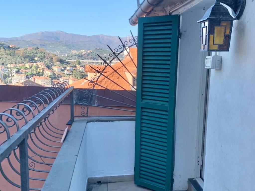Appartamento a Imperia in Via Gustavo Strafforello, 25 - Foto 5