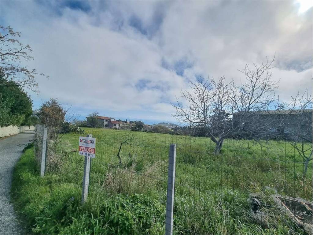 Terreno a Stalettì in VIA CHIESA MADRE - Foto 3