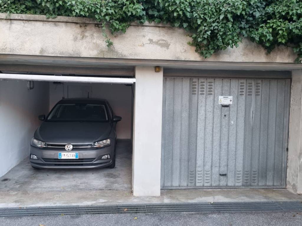Box / garage a Garlate in Via Statale - Foto 3