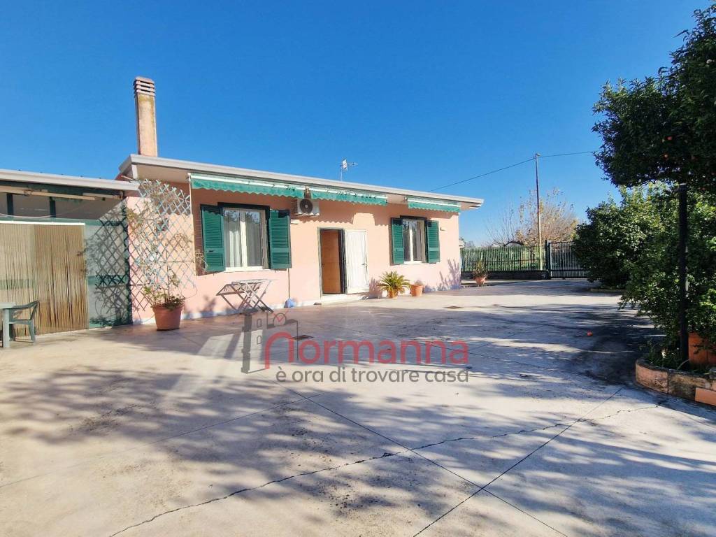 Villa a Casaluce in Via Piro, 39 - Foto 5