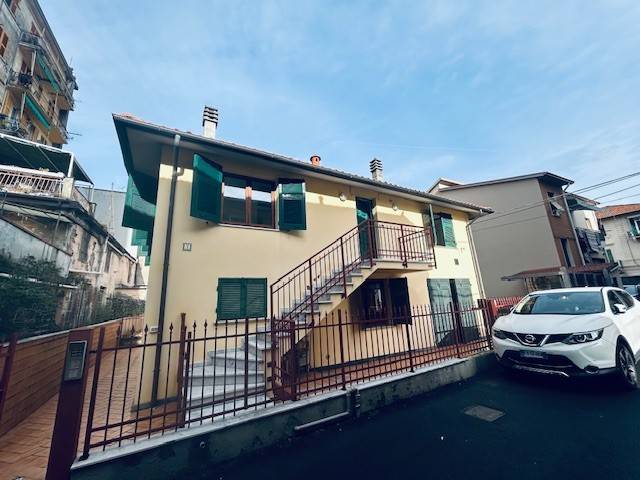 Villa a La spezia in Via Brugnato, 7 - Foto 2