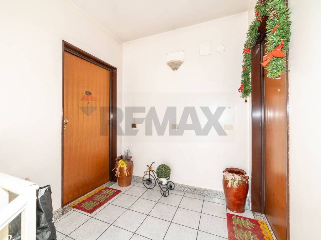 Appartamento a Belpasso in Via Gaetano Costa, 3 - Foto 2