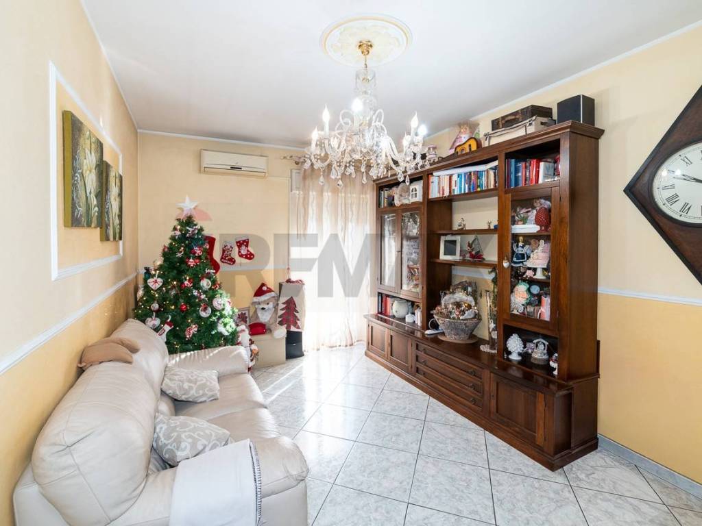 Appartamento a Belpasso in Via Gaetano Costa, 3 - Foto 3