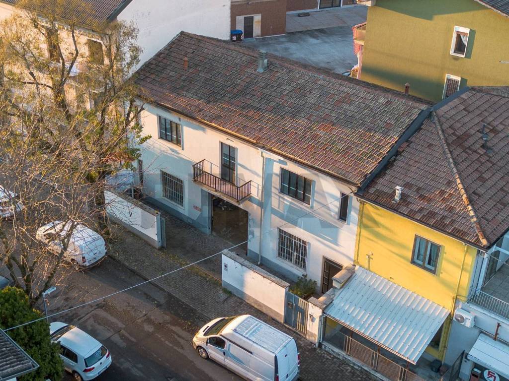 Immobile a Piacenza in Via Piero Bessone, 11 - Foto 2