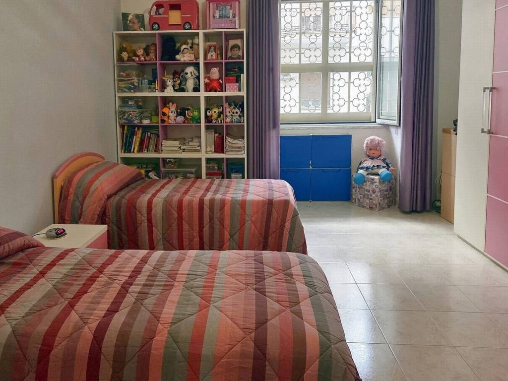 Appartamento a Portici in Viale Primo Melina, 4 - Foto 3